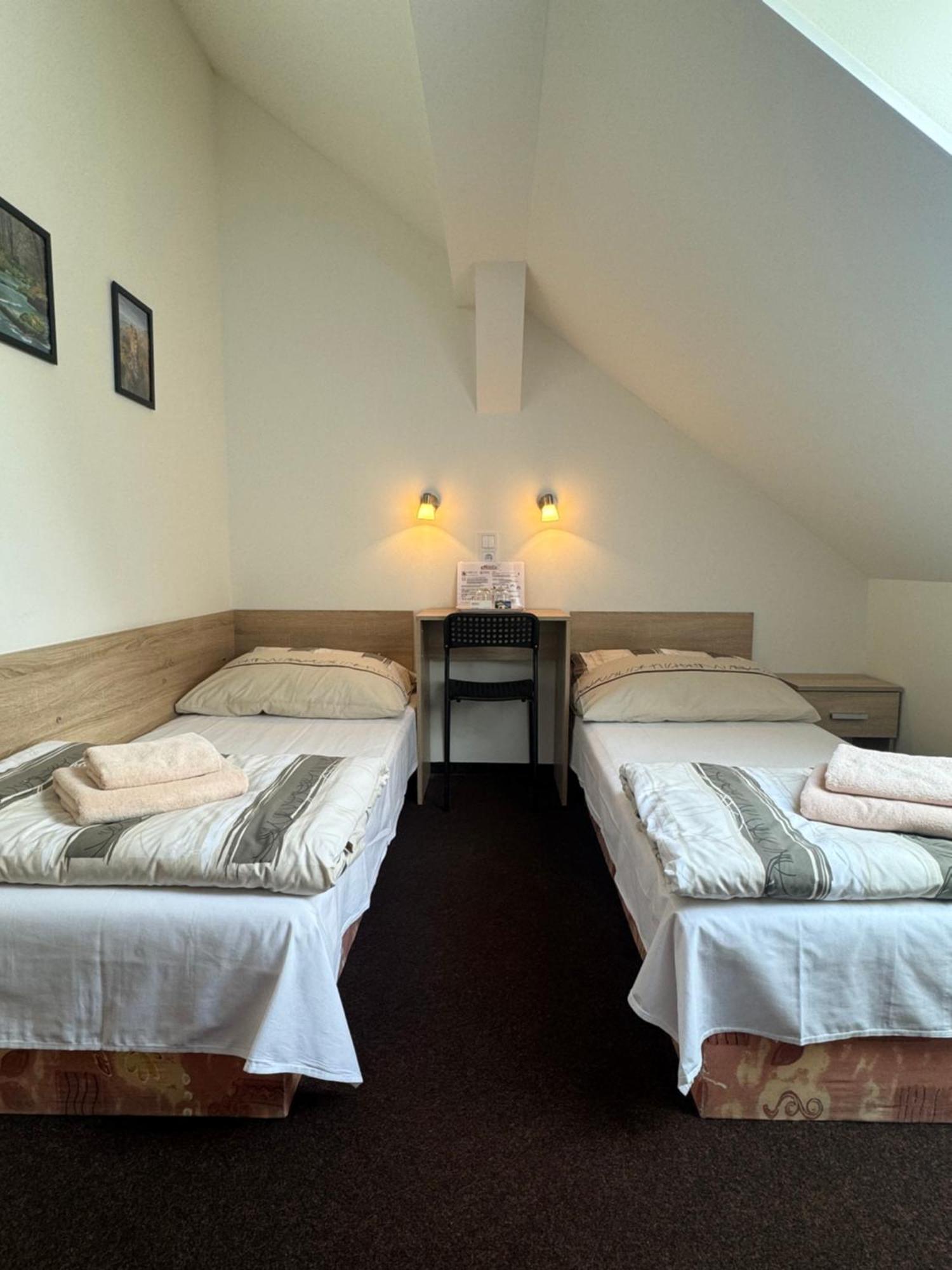 Hotel Formule Decin Luaran gambar