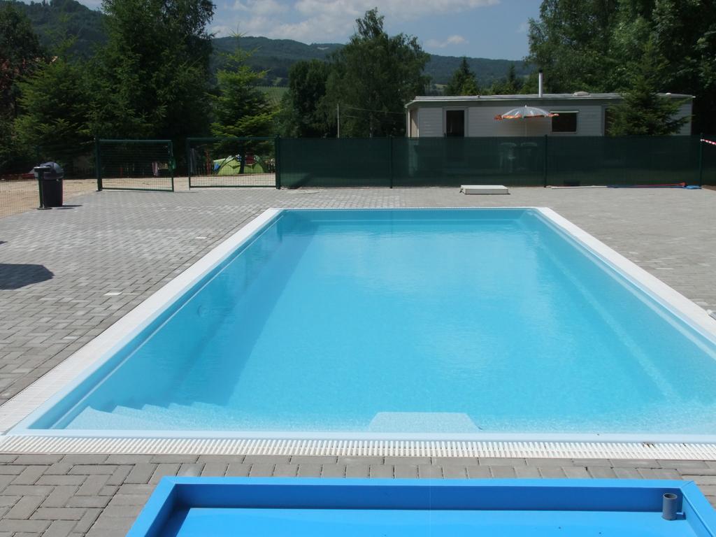 Hotel Formule Decin Luaran gambar