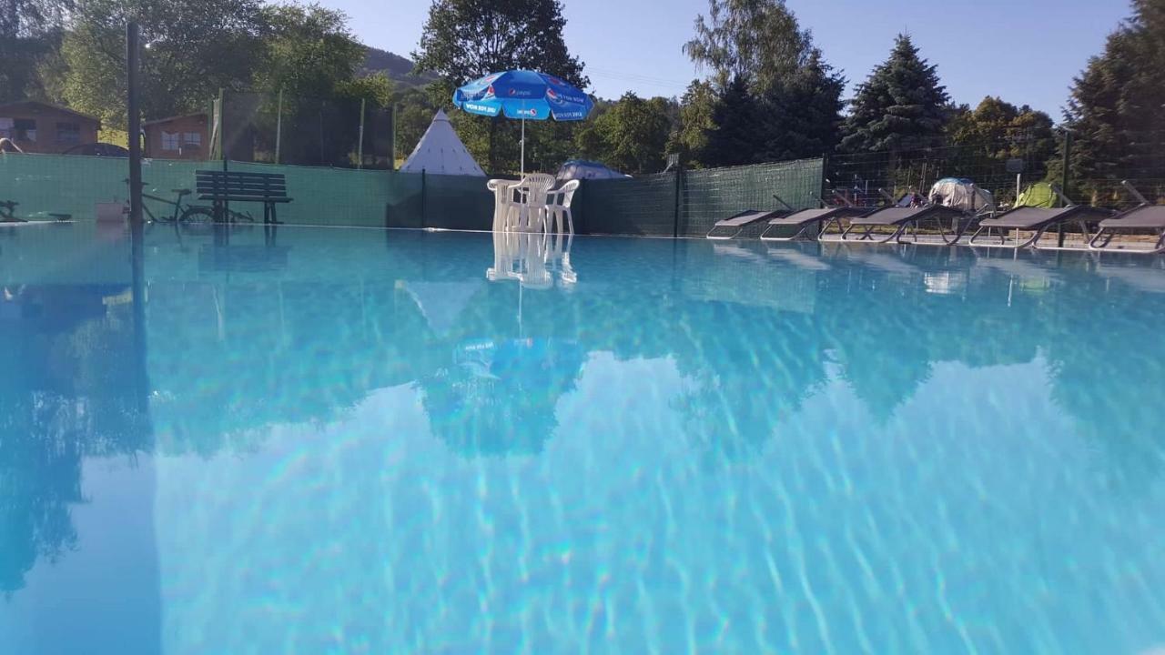 Hotel Formule Decin Luaran gambar
